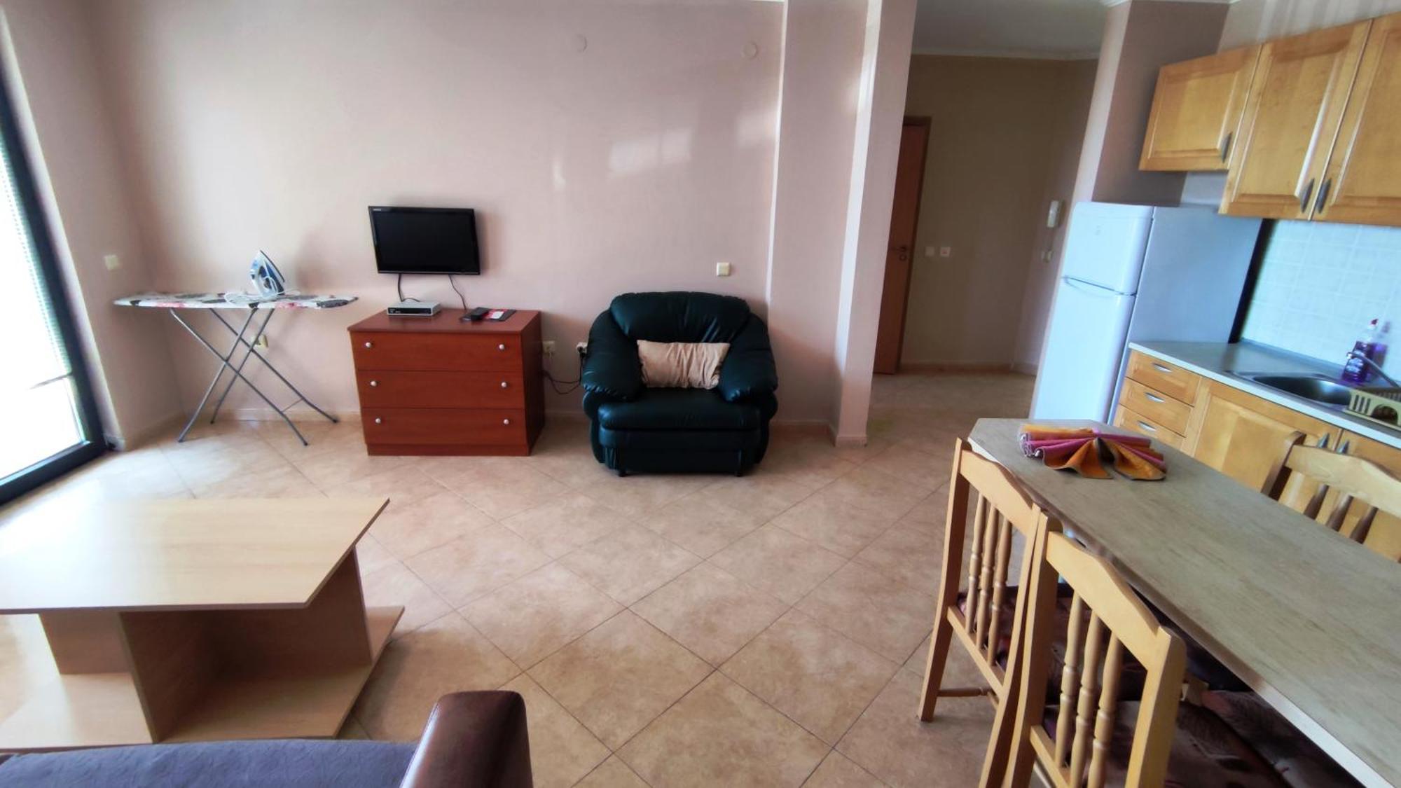 Marina Delfin Apartments - Top Location & Pet Friendly Sveti Vlas Exterior photo