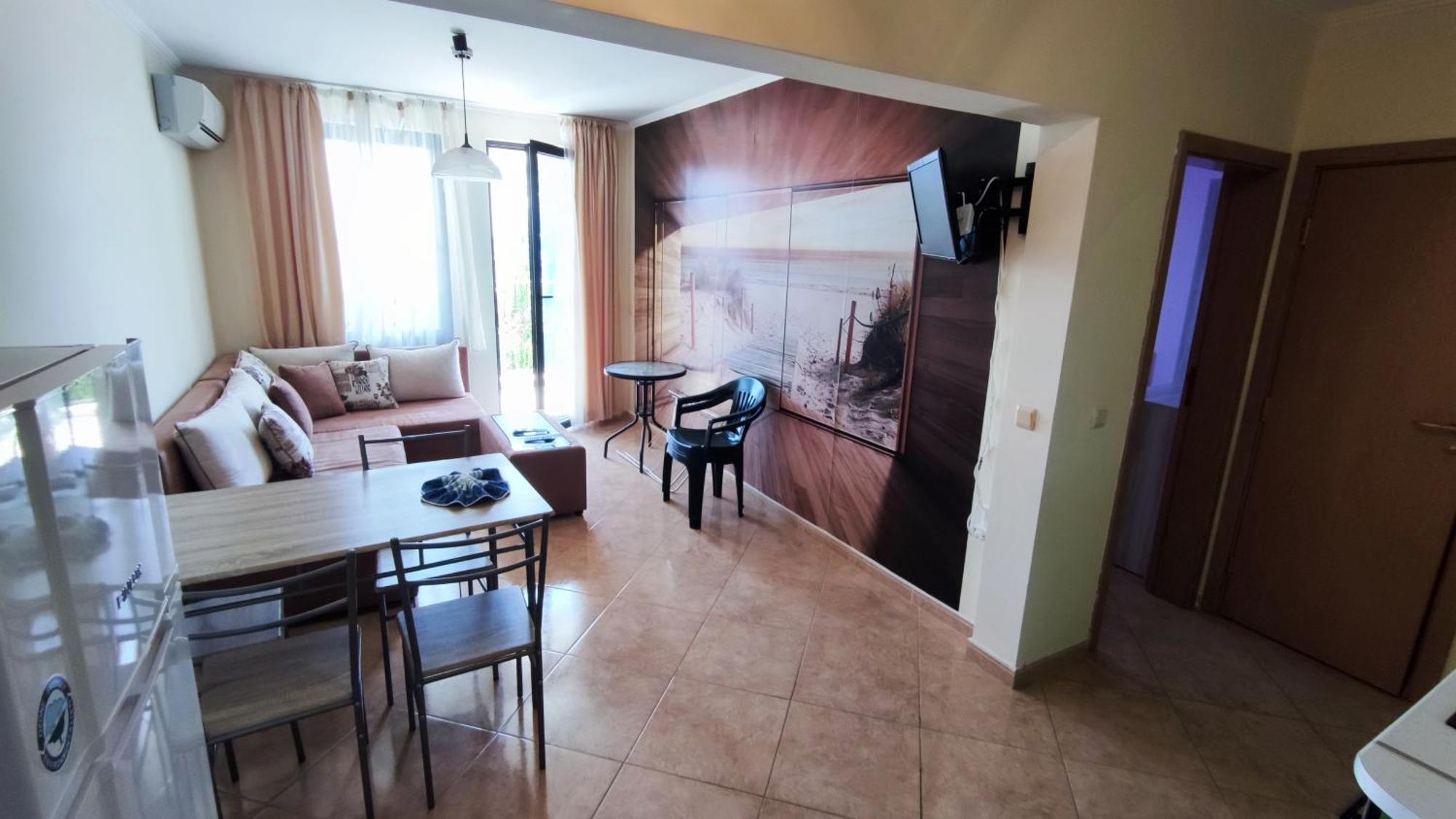 Marina Delfin Apartments - Top Location & Pet Friendly Sveti Vlas Exterior photo