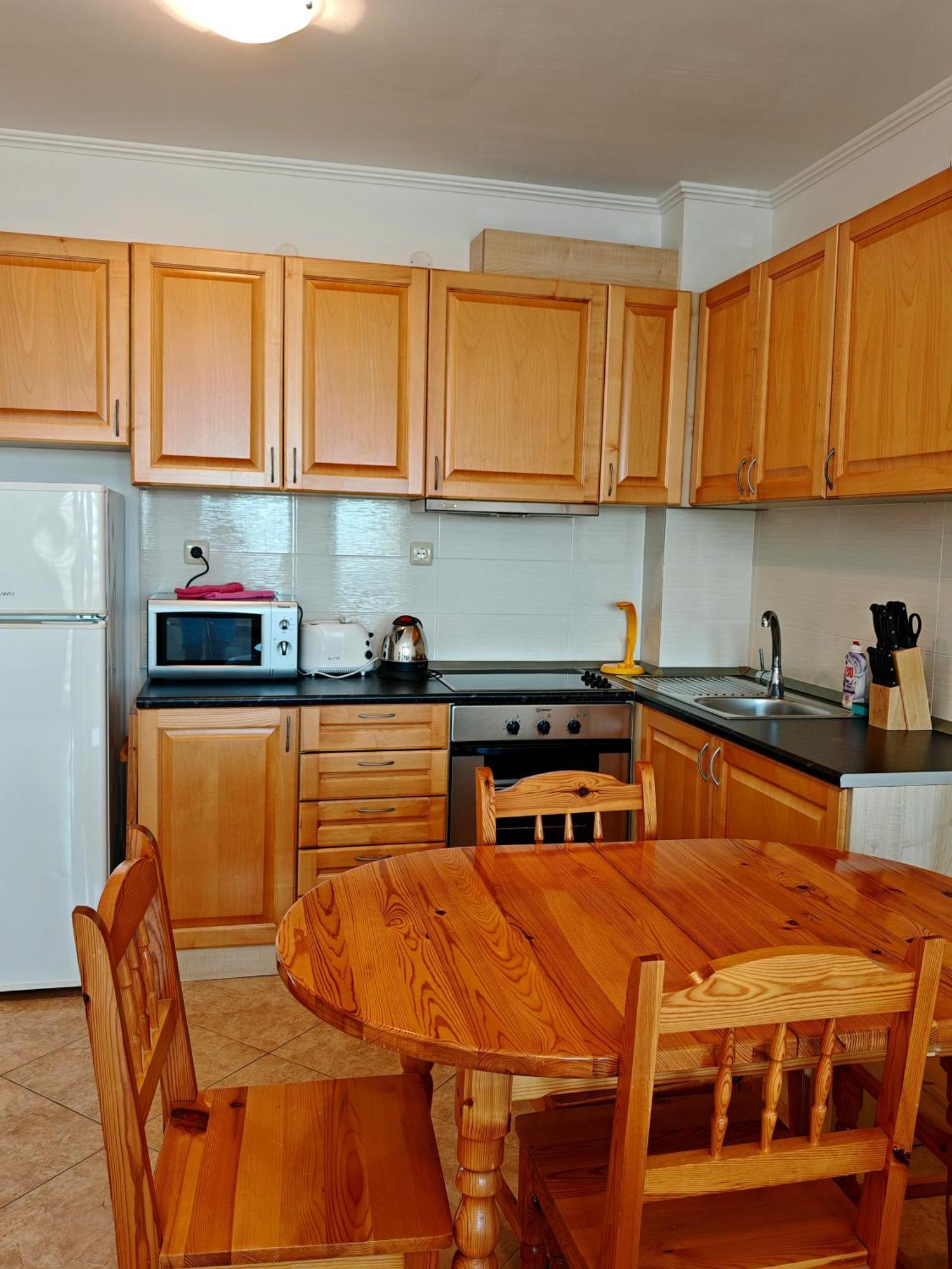 Marina Delfin Apartments - Top Location & Pet Friendly Sveti Vlas Exterior photo